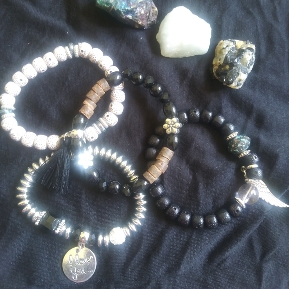 Boho Chic Set of Bracelets - Picture 3 of 3